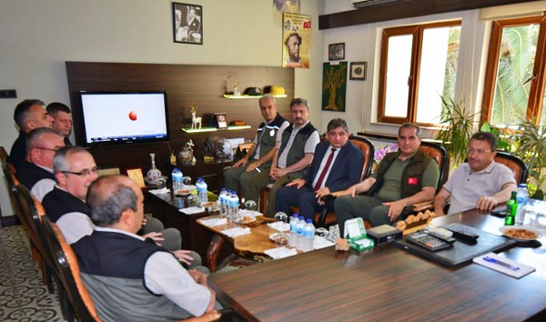 Tarım ve Orman Bakan Yardımcısı Dr. Veysel Tiryaki, Edremit Orman İşletme Müdürlüğü'nü ziyaret etti.