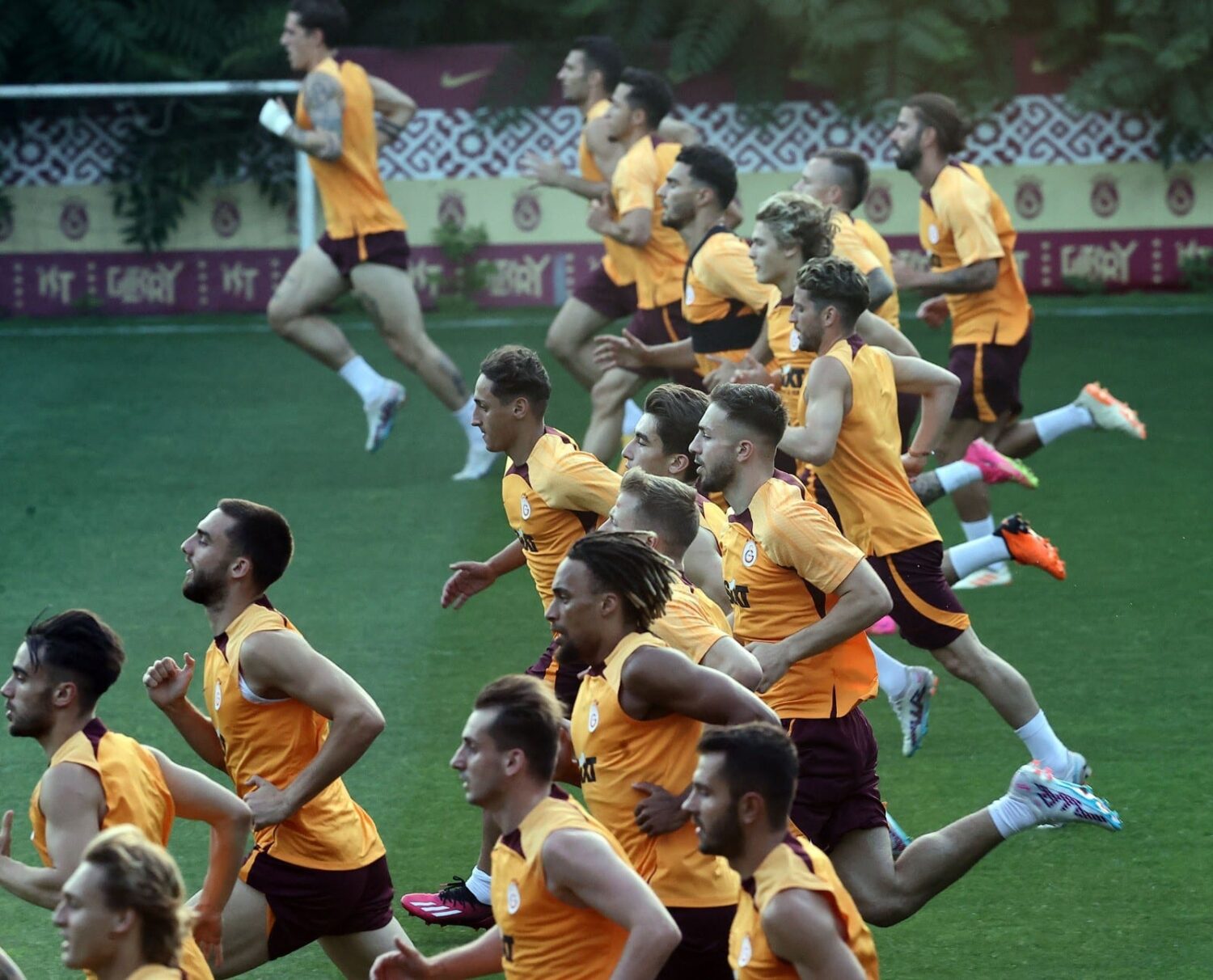 Galatasaray, UEFA Şampiyonlar Ligi 2. Ön Eleme Turu'nda yarın deplasmanda Litvanya temsilcisi Zalgiris ile mücadele edecek.