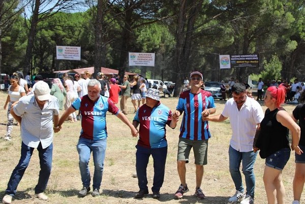 Balıkesir'deki Karadenizliler Dernekleri tarafından düzenlenen 17. Yayla Şenliği, Kazdağları'nda gerçekleştirildi.