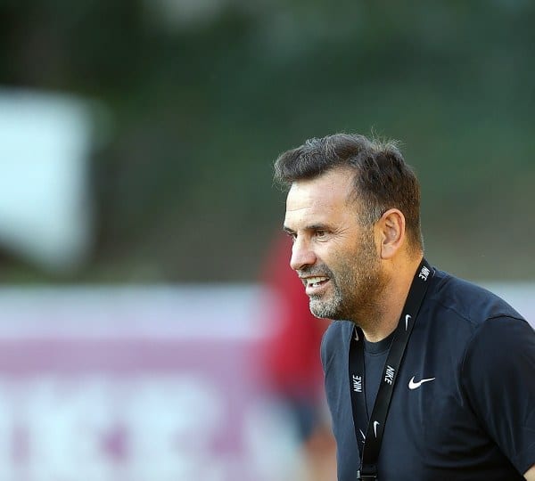 Galatasaray, UEFA Şampiyonlar Ligi İkinci Eleme Turu'nda FK Zalgiris Vilnius ile yapacağı rövanş karşılaşmasının hazırlıklarına başladı. Yeni transferler Cedric Bakambu ve Wilfried Zaha, takımla birlikte ilk antrenmanlarına çıktılar.
