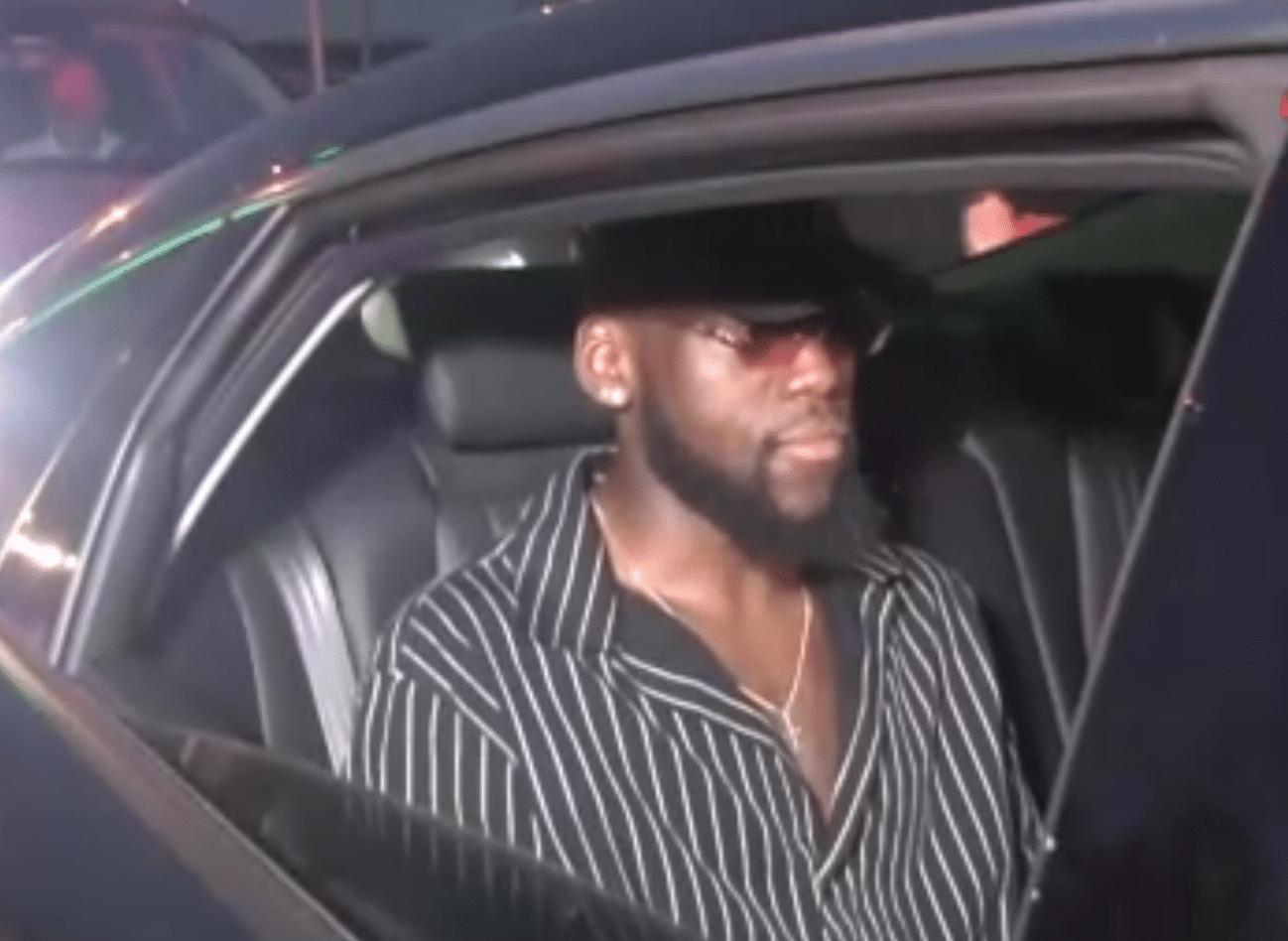 Beşiktaş, Kamerunlu futbolcu Jean Onana ile anlaşmaya vardı. Onana, transfer görüşmelerini tamamlamak üzere İstanbul'a geldi.