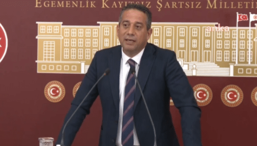 CHP Grup Başkanvekili Başarır, dün yaklaşık 13 saat süren Parti Meclisi toplantısını değerlendirdi. Toplantının ikiye bölündüğü yönündeki yorumlara karş
