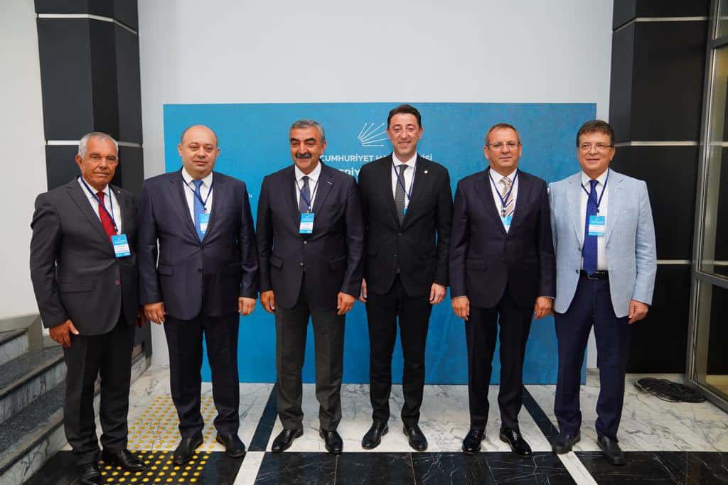 Tolga Tosun'un da katıldığı Cumhurbaşkanlığı ve Milletvekili Genel Seçimlerinin ardından CHP’de yerel seçimlere yönelik ilk kapsamlı toplantı, bugün Genel