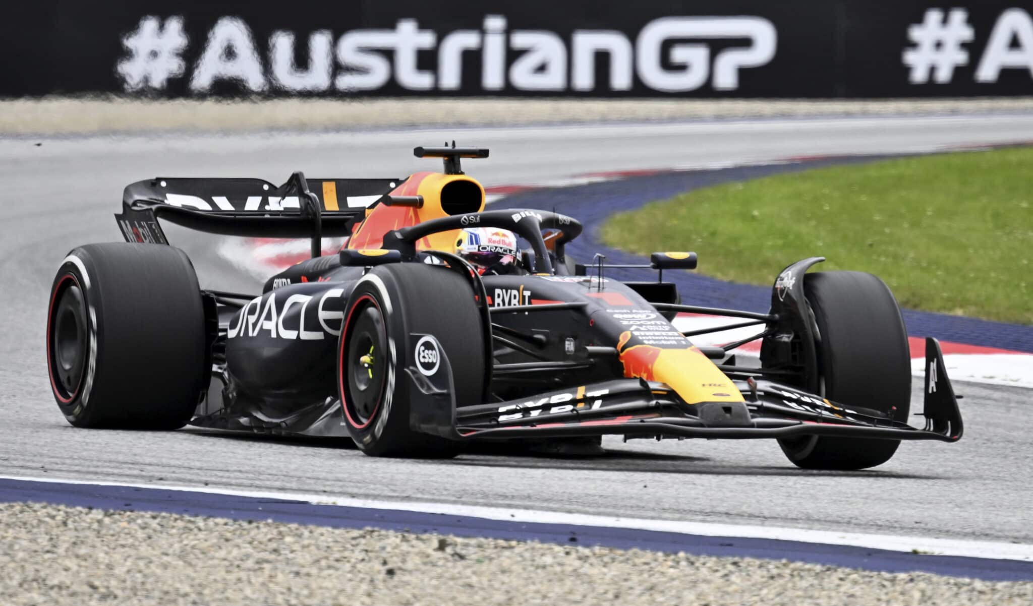 FORMULA 1 HEYECANI İNGİLTERE'DE DEVAM EDİYOR