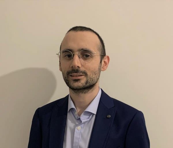 Anavatanı Avusturalya olan ve bir dönemin en çok izlenen çizgifilmlerine de konu olan Tazmanya Canavarı'nın sağlığı Türk bilim adamları tarafından geliştirilen yapay zeka uygulaması ile kontrol edilecek. Yakındoğu Üniversitesi bilim adamlar tarafından geliştirilen proje ile Avusturalya'nın Tazmanya adasında yaşamını sürdüren Tazmanya Canavarları'na yapay zeka ile kanser testi yapılacak.