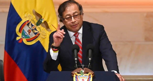 Kolombiya Devlet Başkanı Gustavo Petro'nun oğlu Nicolas Petro, kara para aklama soruşturması çerçevesinde tutuklandı.