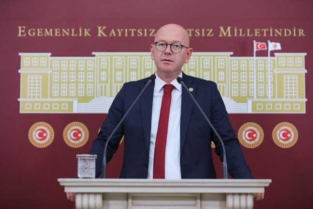 CHP Balıkesir Milletvekili Serkan Sarı, Balıkesir’in kurtuluşunun 101. yıl dönümünde 6 Eylül’ün, Türk Milletinin bağımsızlık mücadelesinin sembollerinden biri olduğunu ifade etti.