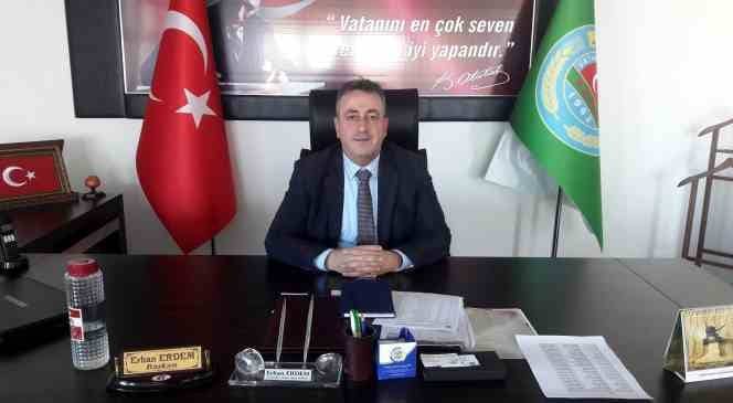 Karacabey Ziraat Odası Başkanı Erhan Erdem, salçalık domateste uygulanmak istenen ihracat kotasının acilen kaldırılması gerektiğini, kalkmadığı taktirde Ankara’ya yürüyerek haklarını arayacaklarını ifade etti.