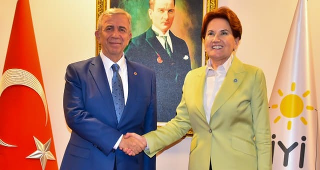 İYİ Parti Genel Başkanı Meral Akşener ve Ankara Büyükşehir Belediye Başkanı Mansur Yavaş bir görüşme gerçekleştirdi.
