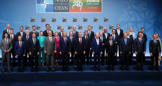 “NATO Genel Sekreteri, Türkiye Cumhurbaşkanı ve İsveç Başbakanı arasında varılan anlaşmayı memnuniyetle karşılıyoruz” ifadeleri kullanılan NATO Liderler Zirvesi Bildirisi yayınlandı