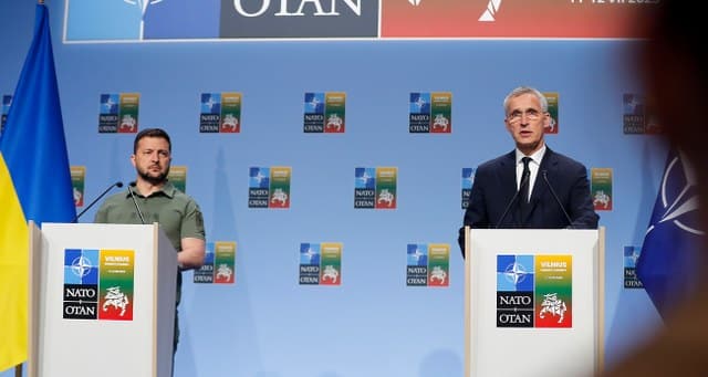Ukrayna Devlet Başkanı Vladimir Zelenskiy, NATO Genel Sekreteri Jens Stoltenberg ile gerçekleştirdiği telefon görüşmesinde Tahıl Anlaşması hakkında konuştular.