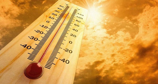 Son günlerde Türkiye, tekrar aşırı sıcaklıkların etkisi altına girdi. Ege, Akdeniz ve Güneydoğu Anadolu bölgelerinde sıcaklıklar, mevsim normallerinin 2-4 derece üzerine çıkarken, diğer bölgelerde ise 4-6 derece üzerinde seyrediyor.