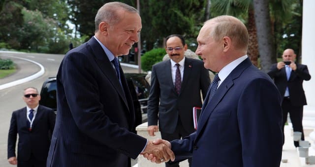Cumhurbaşkanı Recep Tayyip Erdoğan, 4 Eylül’ de Soçi’de Rusya Devlet Başkanı Vladimir Putin ile görüşecek.