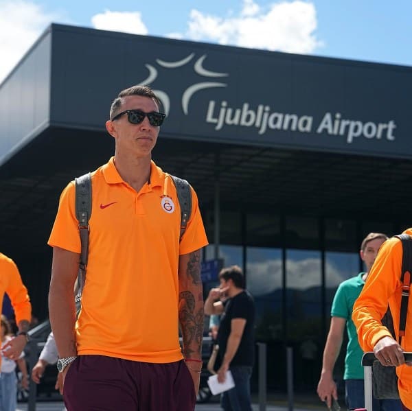 UEFA Şampiyonlar Ligi 3. Eleme Turu'nun ilk maçı için yarın Olimpija Ljubljana ile karşılaşacak olan Galatasaray, Slovenya'ya vardı.