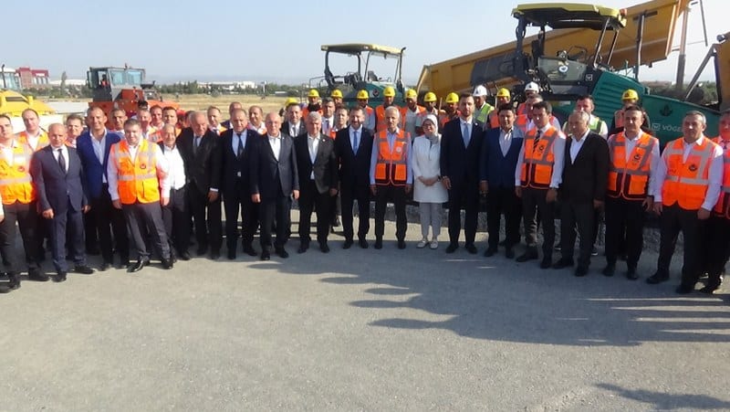 Balıkesir Kuzey-Batı Çevre Yolu'ndaki çalışmalarını yerinde inceleyen Ulaştırma ve Altyapı Bakanı Abdulkadir Uraloğlu bölgeye dair önemli açıklamalarda bulundu.