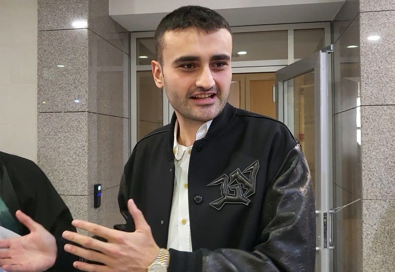 CZN Burak lakaplı Burak Özdemir ile babasına, ‘Kentsel Sit Alanı’ içerisinde bulunan yerde izinsiz inşaat yaptırdıkları iddias