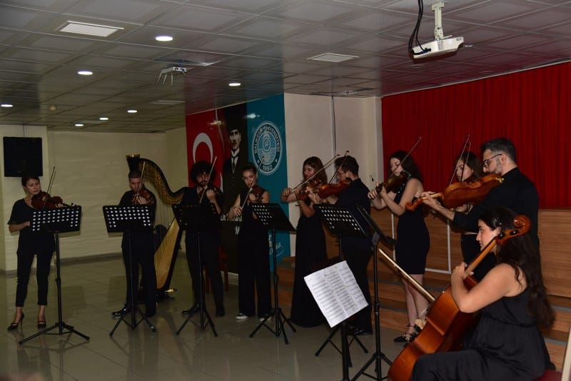 İlk kez gerçekleştirilen ADRA’FEST Festival Akademi Adramytteion Klasik Müzik Konserleri Oda Müziği ve Orkestra Kampına Balıkesir Üniversitesi ev sahipliği yapıyor.