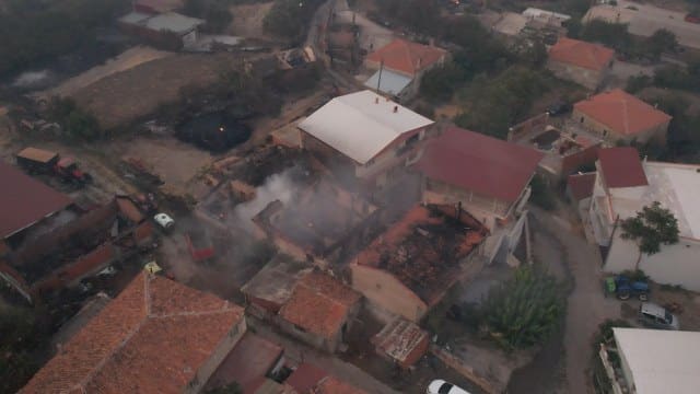 Çanakkale’de başlayan yangın felaketinden etkilenen Yağcılar Köyü’ndeki bilanço yeni günle birlikte ortaya çıktı. 