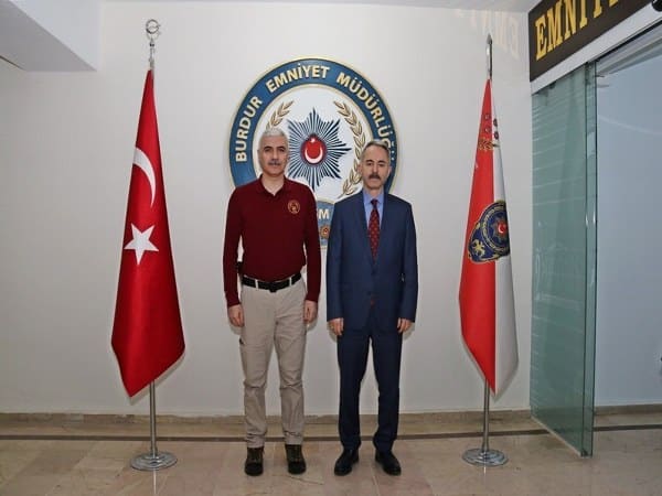 Balıkesir İl Emniyet Müdürü Hasan Onar, Cumhurbaşkanlığı Kararnamesi ile merkeze alınma kararı alırken, boşalan pozisyona Terörle Mücadele Daire Başkanı Hasan Yiğit atandı.