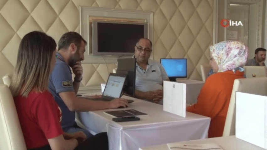 Üniversite tercih döneminin sona ermesine sayılı günler kaldı. Karar vermek için bu hafta sonu önemli bir fırsat.