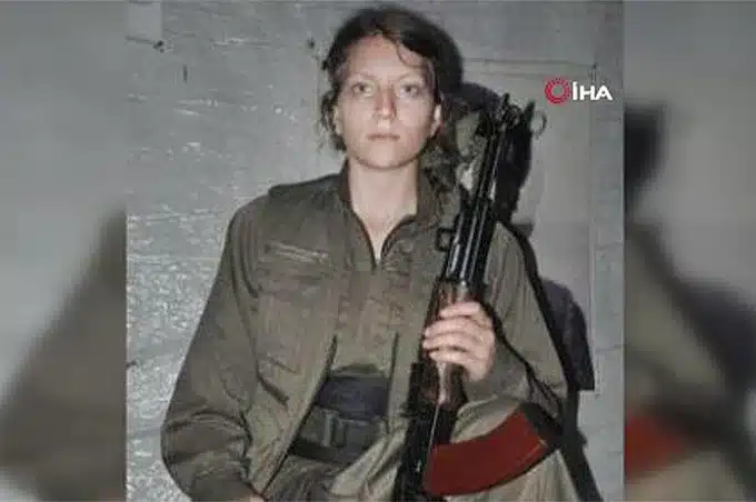 2018 yılında Suriye üzerinden YPG'ye katılan Alman vatandaşı Elefteria Hambi Kod adlı Eva Maria Steiger, TSK'nın Irak'taki PKK kamplarına yönelik hava harekatında etkisiz hale getirildi.
