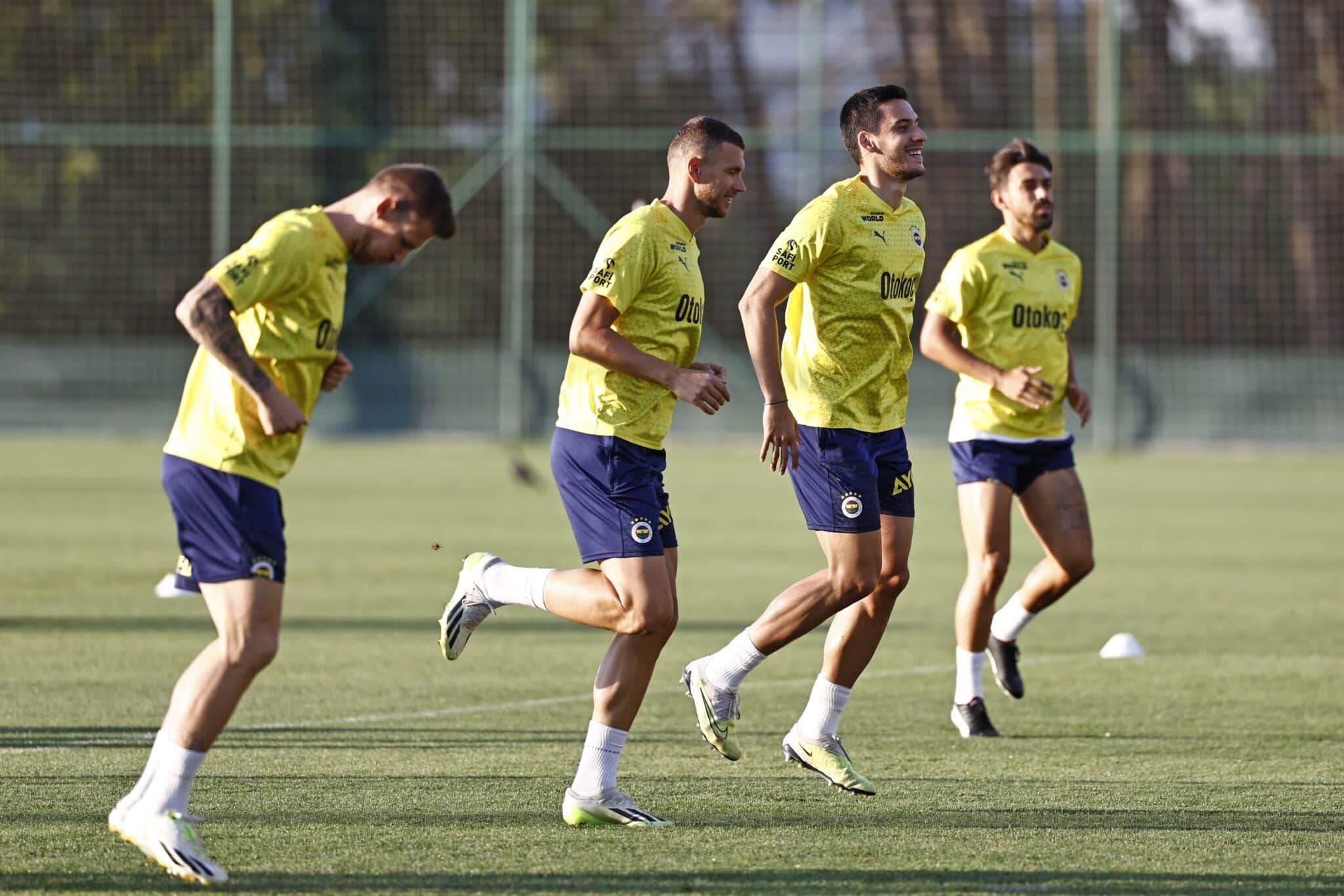 FENERBAHÇE'DE MARİBOR MAÇI HAZIRLIKLARI DEVAM EDİYOR