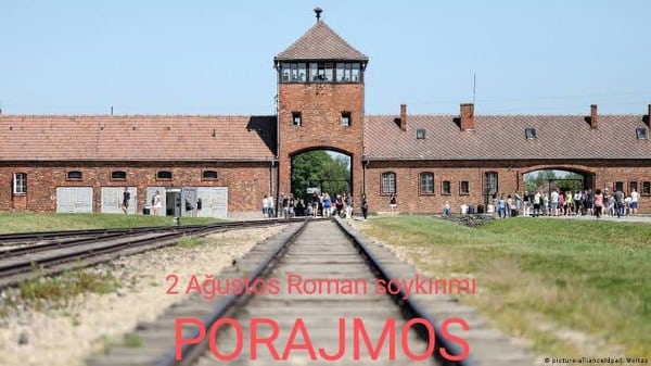 2 Ağustos, tarih boyunca yaşanmış acı olayların arasında Roman halkının yaşadığı (Porajmos) tarihidir. Bu korkunç olay, Roman topluluğunun yaşadığı trajedilerin en önemli örneklerinden biridir. Porajmos, Nazi Almanyası'nın II. Dünya Savaşı sırasında Romanlara yönelik soykırım politikalarını tanımlamaktadır. Bu tarih, Roman halkının maruz kaldığı acıların anılması ve hatırlanması gereken bir dönemeçtir.