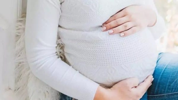 Doğumla ilişkili travma sonrası stres bozukluğunun (TSSB), kadınların yüzde 4'ünü etkileyebildiğine dikkat çeken Öğretim Üyesi Canan Acar Demir, bu konuda uyarılarda bulundu.