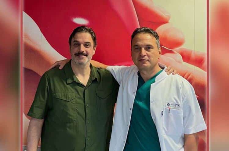 Tedavi sürecini tamamlayan 48 yaşındaki oyuncu Ufuk Özkan, hastaneden taburcu edildi. Tedavi sürecini yöneten Doktor Prof. Dr. Onur Yaprak, sosyal medya üzerinden bir açıklama yayımladı.