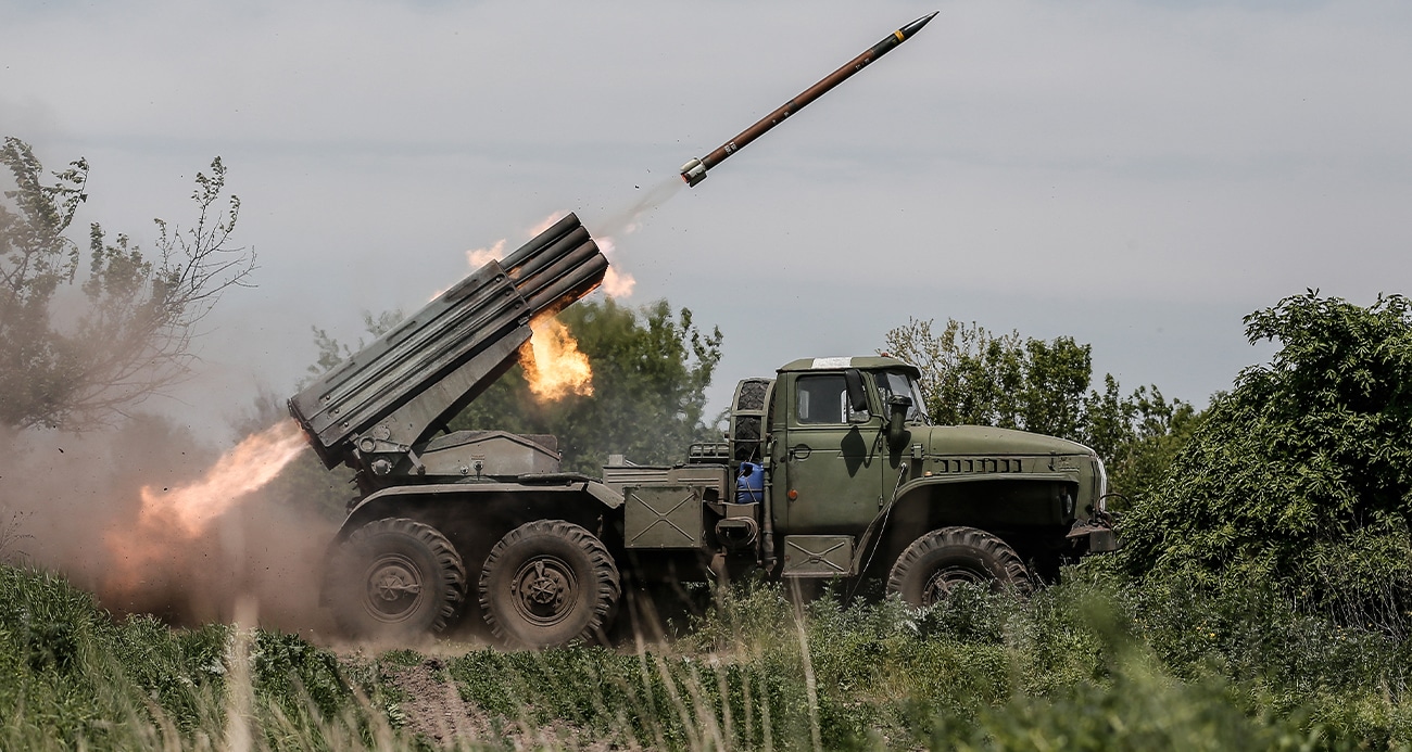 Ukrayna Silahlı Kuvvetleri Stratejik İletişim Müdürlüğü'nün açıklamasına göre, Rusya'nın kontrolü altındaki Herson'u Kırım'a bağlayan Chonhar ve Genichesk Köprüsü'nün vurulduğu doğrulandı. 
