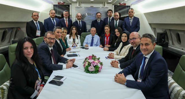 Memurlarımıza bu zamlar gelirken, emeklilerimize hiçbir şeyin gelmemesi olacak bir şey değil.