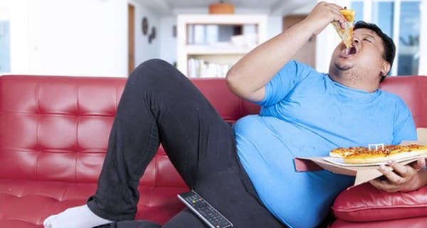 Obezite, birçok kronik hastalığın tetikleyicisi veya risk faktörü olarak kabul edilmektedir. Saygı Hastanesi Obezite ve Metabolik Cerrahi Kliniği Sorumlu Hekimi Op. Dr. Sinan Tezer, obezite ve fazla kilolu yetişkinlerin sayısının arttığını belirtti.