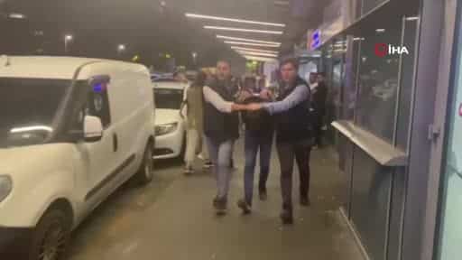 Camide alkol alırken çekilen fotoğrafı sosyal medyada paylaşan şahıs tutuklandı. Sefa Yasin Ö. ifadesinde, “Ailem çok muhafazakar bir ailedi