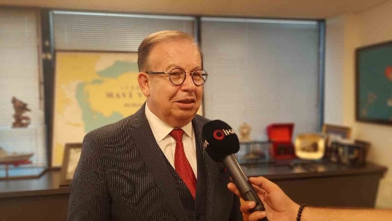 “Mavi Vatan Doktrini” ilk kez bir yüksek lisans programında ders olarak anlatılacak. Programın koordinatörlüğünü yapan Müstafi Tümamiral Doç. Dr. Cihat Yaycı, “Bu programla Mavi Vatan’ı sahiplenecek gençler yetişecek” ifadelerini k