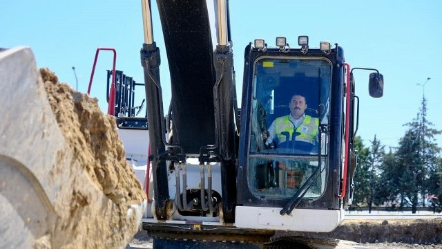 Altıeylül Belediyesi yeni hizmet binasına kavuşuyor