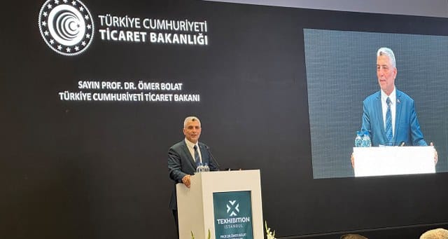 Ticaret Bakanı Ömer Bolat, ’’İhracat için günlük reeskont kredi limitini 300 milyon liradan 1,5 milyara çıkardık. 2024 bütçesinde de ihracat desteklerimizi 2 katından fazla artıracağız’’ dedi.