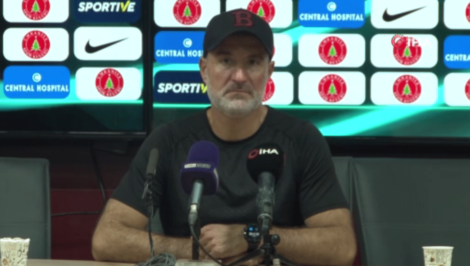 Bandırmaspor'un Teknik Direktörü Ersan Parlatan, Ümraniyespor maçının ardından yaptığı açıklamada, 'İyi bir savunma anlayışımız var. Sevinçliyiz. İyi bir yoldayız ve güçlü bir takım olduğumuzu gösterdik' dedi.