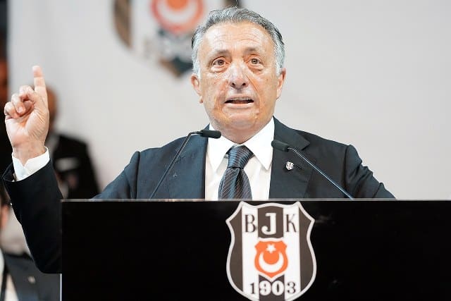 Beşiktaş Başkanı Ahmet Nur Çebi, zorlu ekonomik şartlara rağmen kulübün yararına olacak şekilde hareket edildiğini söyleyerek,