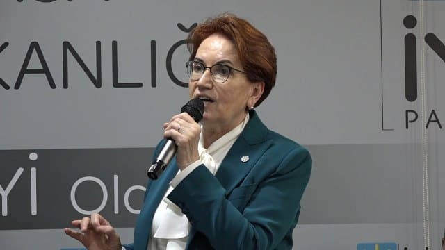 İYİ Parti Genel Başkanı Meral Akşener, "Bu seçimlere her bir yerde tek başımıza girecek gibi hazırlanacağız" diyerek seçim hazırlıklarından bahsederken, "FETÖ'cü olmadığı tescilli tek genel başkan benim” ifadelerini de kullandı. 