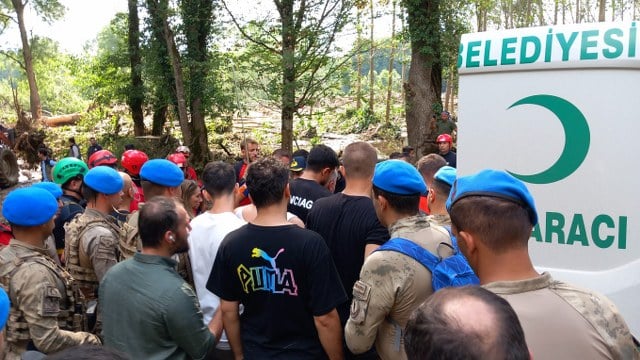  Kırklareli’ndeki selde kaybolan doktor ve eşinin de cansız bedenine ulaşıldı. Böylece toplam ölü sayısı 5’e ulaştı.