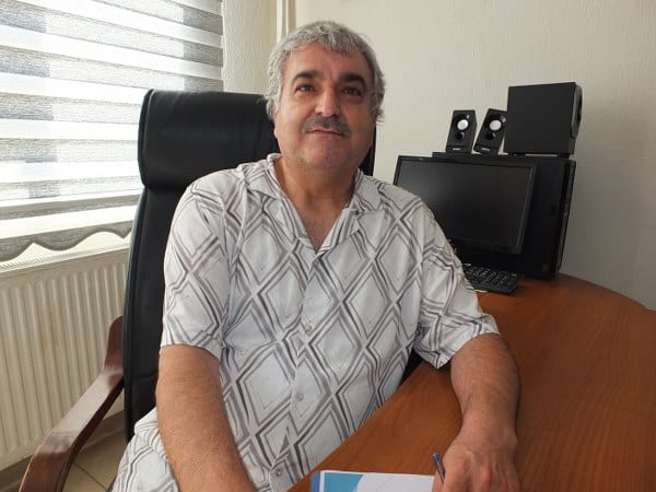 Balıkesir'in Burhaniye ilçesinde, Halk Eğitim Merkezi Müdürlüğü tarafından düzenlenen kurs kayıtları devam ederken, kursların 18 Eylül'de başlayacağı resmi olarak duyuruldu. Geçtiğimiz yıl yaklaşık 15 bin kişinin katıldığı kurslara, bu yıl katılımın daha da artması öngörülüyor.