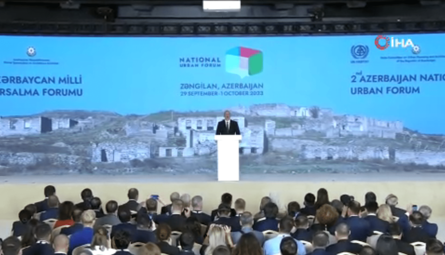 Azerbaycan Cumhurbaşkanı İlham Aliyev 2. Ulusal Şehir Planlama Forumu’nda yaptığı konuşmada, “Eğer Ermeni hükümeti 2019’dan 20 Eylül 2023’e kadar yaşanan olayları doğru analiz ederse barış yakındır” dedi.