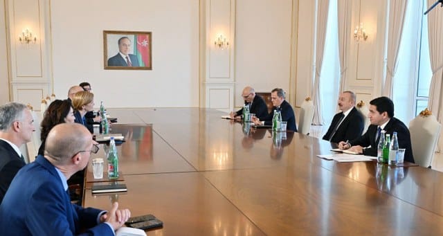 Azerbaycan Cumhurbaşkanı İlham Aliyev, Azerbaycan'da yaşayan diğer etnik azınlıklar gibi Karabağ bölgesinde yaşayan Ermenilerin de güvence altına alınacağını belirtti.