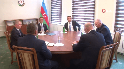 Azerbaycan temsilcileri ile Karabağ'daki Ermeni nüfusun temsilcileri arasındaki görüşme başladı. 