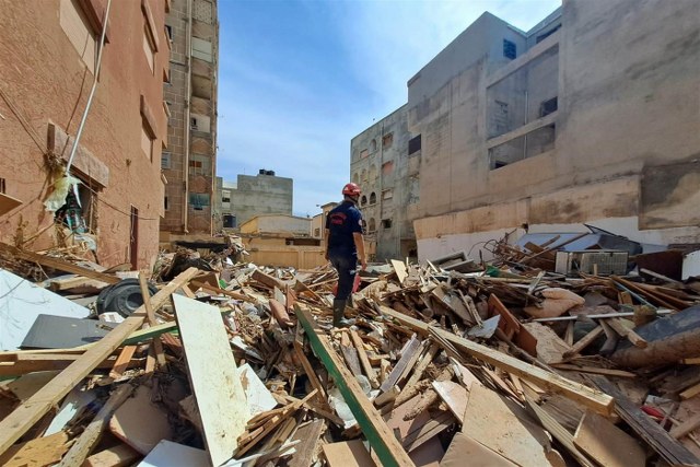 Balıkesir İtfaiye Libya'da arama kurtarma çalışmalarına devam ediyor