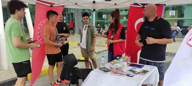 Balıkesir Gençlik ve Spor İl Müdürlüğü 2023-2024 Eğitim Öğretim Yılı için şehre yeni gelen üniversite öğrencilerine samimi bir karşılama hazırladı.