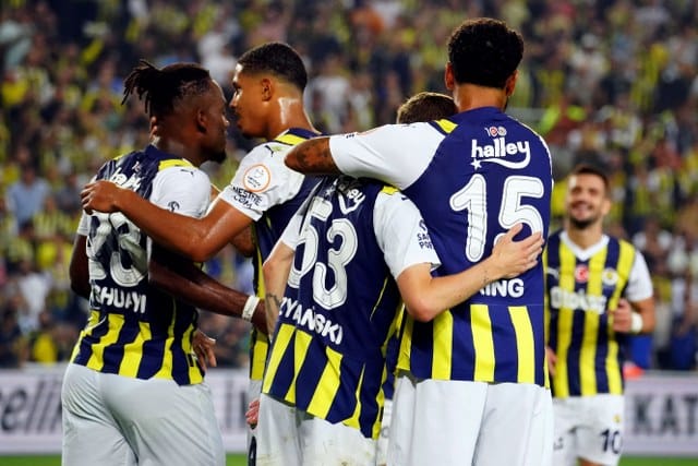 Fenerbahçe’den dört dörtlük galibiyet