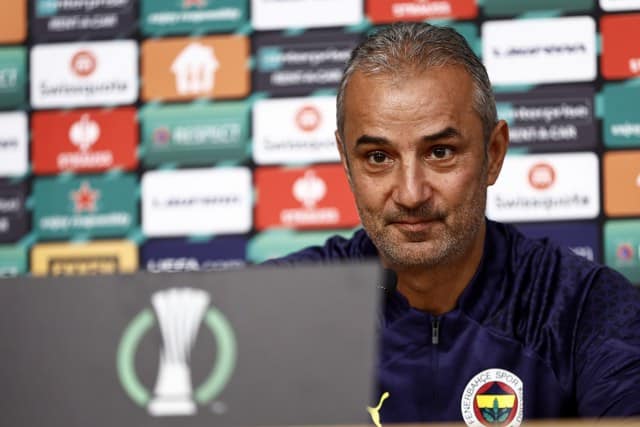 Fenerbahçe Teknik Direktörü İsmail Kartal, Nordsjaelland maçı öncesi yaptığı açıklamada, Nordsjaelland karşılaşmasına en iyi şekilde hazırlandıklarını ifade ederek, "En iyi oynayabilecek oyuncularla sahaya çıkacağız" dedi. 