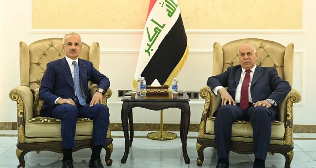 Bakan Uraloğlu, Irak Kültür Bakanı Fekkak ile bir araya geldi