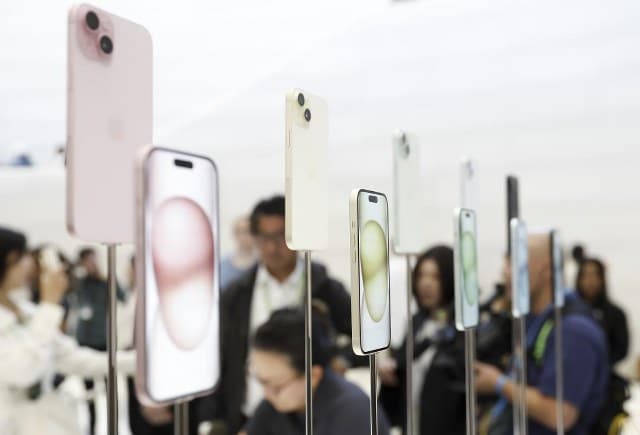Amerika Birleşik Devletleri (ABD) merkezli teknoloji firması Apple, yeni modellerini California eyaletinde düzenlenen bir etkinlikle kamuoyuna tanıtırken tüm dünya iPhone 15 serisini konuştu. 